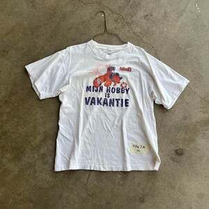 Vintage 90s "Mijn Hobby Is Vakantie" Graphic T-Shirt White Size M